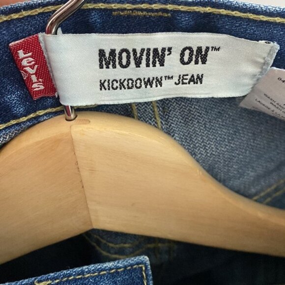 Levi’s Moving On Kickdown Jeans size 33 X 32 - Picture 10 of 11